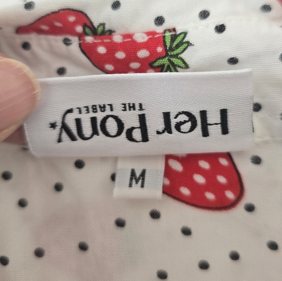 Her Pony the Label Unisex Strawberry Button Front Rayon Shirt Medium - Picture 9 of 10